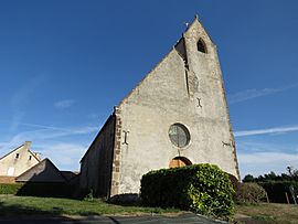 Saosnes - Eglise Saint-Hilaire 02.jpg