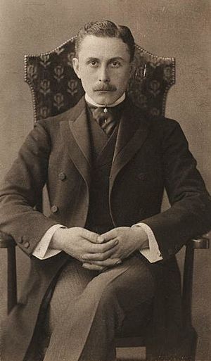 Otto Mayer - Adolf Loos. (Fotografie um 1904) (cropped).jpg