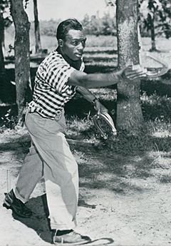 Joe Brown boxer 1958.jpg