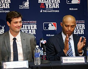 Andrew Miller named 2015 AL Reliever of the Year with Mariano Rivera
