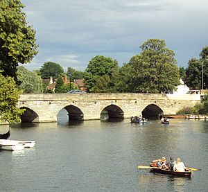 River Avon at Stratford-upon-Avon - DSC08973-2