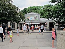Lincoln Children's Zoo entrance, Lincoln, Nebraska, USA.jpg