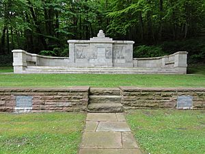 Veslud (Aisne) Cimetière militaire allemand - Deutscher Soldatenfriedhof Veslud 07