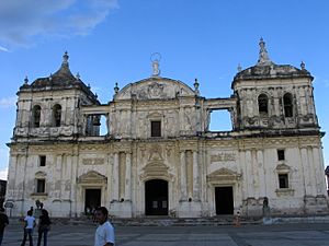 Basilica-de-la-Asuncion