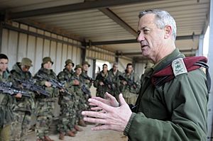Flickr - Israel Defense Forces - Chief of Staff Makes a Surprise Visit to Training Bases