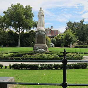 Statue of Queen Victoria, Rosalind Park, Bendigo, Victoria, Australia