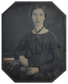 Black-white photograph of Emily Dickinson2