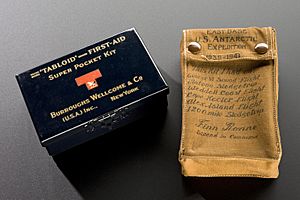 Tabloid' first aid super pocket kit used on US Antarctic expedition (2)