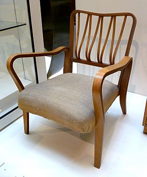 Utility chair in laminated wood 1950-52