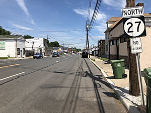 2018-06-20 14 17 06 View north along New Jersey State Route 27 (Saint Georges Avenue) at Harrison Avenue along the border of Linden and Roselle in Union County, New Jersey