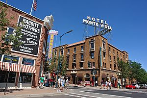 Flagstaff AZ - downtown hotel