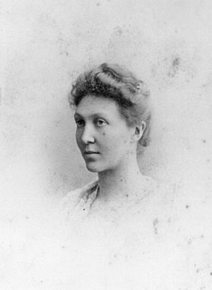 Mary Emma McConnel (nee Jordan) 1860-1929, circa 1890.jpg