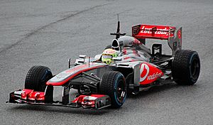 McLaren MP4-28 Perez Barcelona Test 2 (cropped)