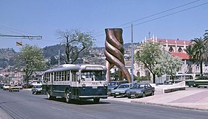Valparaíso 814, 1947 Pullman trolleybus, Av Argentina in 1996