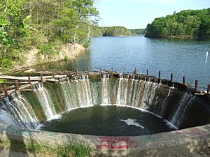 Griffy Lake - dam drain - DSCF4386