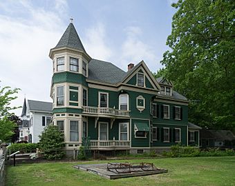 Saco Historic District (Maine).jpg