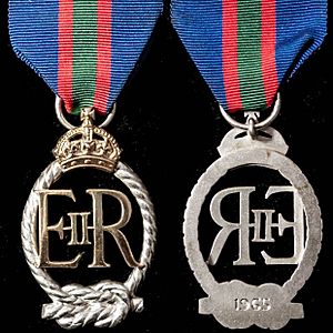 Decoration for Officers of the Royal Naval Volunteer Reserve (Elizabeth II)