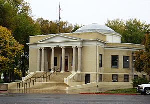 Pershing County Courthouse in Lovelock