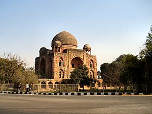 Tomb of Abdul Rahim Khan-I-Khana, Delhi