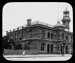 Town Hall at Broken Hill (3700348724)