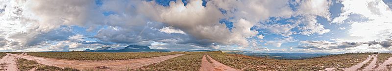 360 Panoramic view from Kavanayen - Canaima National Park