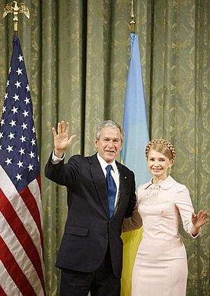 GeorgeBush-Juliia Tymoshenko (2008)-Ukraine