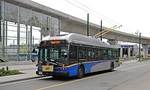 Vancouver E40LFR trolleybus 2214