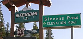 Stevens Pass Signs 2700px.jpg