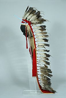 The Childrens Museum of Indianapolis - Plains headdress with trailer - overall