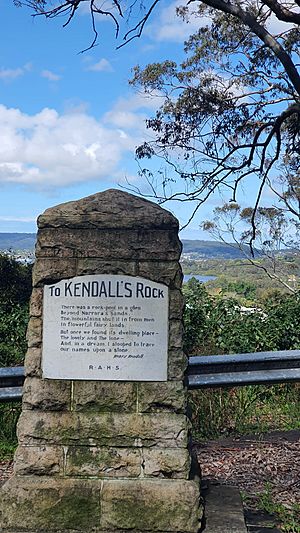 Monument Henry Kendall (To Kendall's Rock)
