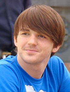 Drake Bell 2007 cropped retouched
