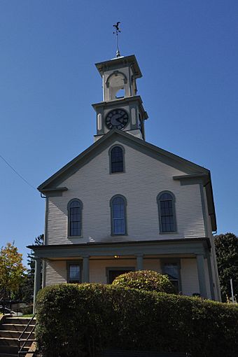 PortsmouthNH SouthMeetinghouse.jpg