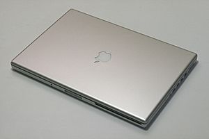 2010-01-21 Late 2006 17 inch MacBook Pro closed