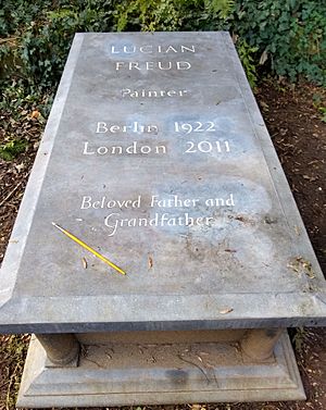 Grave of Lucian Freud at Highgate Cemetery