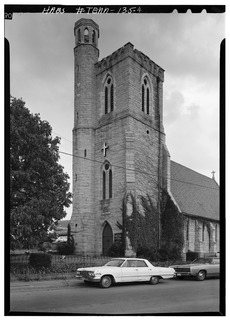 North front and west side - Holy Trinity Episcopal Church, 615 Sixth Avenue, South, Nashville, Davidson County, TN HABS TENN,19-NASH,3-4