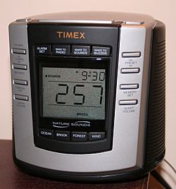 Digital-clock-radio-premium