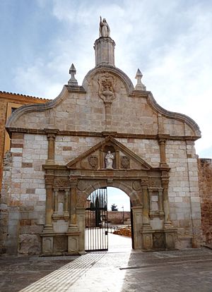 Monasterio de Santa María de Huerta - Portada