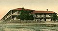 06824-Petaluma-1905-The Old Adobe Fort-Brück & Sohn Kunstverlag (cropped)