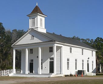 Edisto Island Baptist Church from S 1.JPG