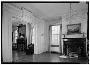 FIRST FLOOR, NORTHEAST ROOM, VIEW FROM THE SOUTH - David Crawford House, 189 Montgomery Street, Newburgh, Orange County, NY HABS NY,36-NEWB,19-10