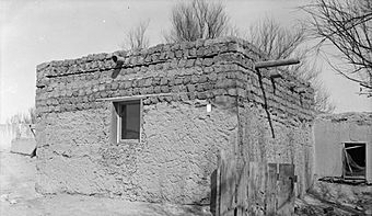 House at Isleta Pueblo.jpg