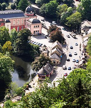 Matlock Bath from Heights of Abraham - geograph.org.uk - 1680171