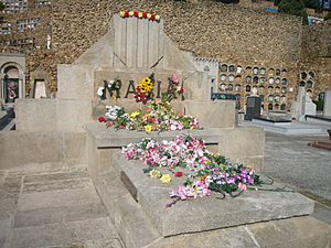 Tomba de Francesc Macià a la Plaça de la Fe, cementiri de Montjuïc