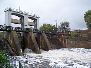 Torrens Weir heavy rain