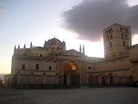 Catedral de Zamora (fachada principal)