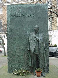 Raoul Wallenberg memorial London