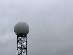 2020-05-18 09 13 58 Stratus clouds with bases that are about 700 feet above ground level over the KLWX WSR-88D NEXRAD in the Dulles section of Sterling, Loudoun County, Virginia
