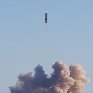 SpaceX Starship SN8 launch as viewed from South Padre Island (cropped)