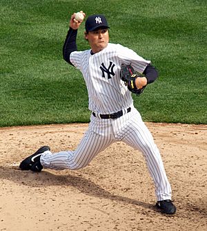 Chan Ho Park Yankees (cropped)