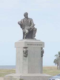 Estatua Juan Zorrilla de San Martín